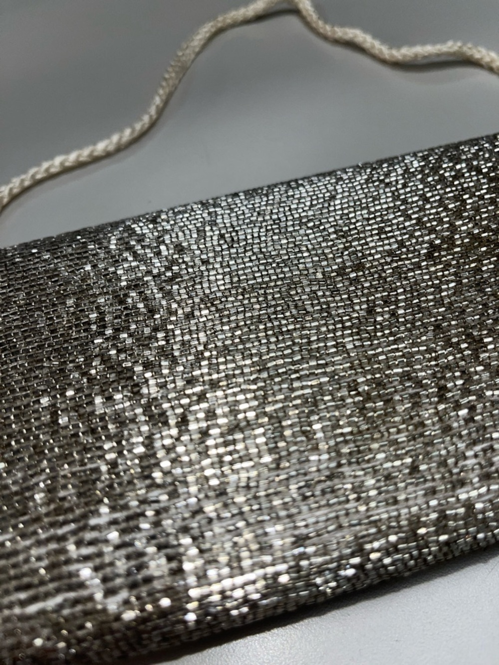 La Regale Silver Scallop Beaded Clutch / Shoulder Bag - Picture 7 of 16